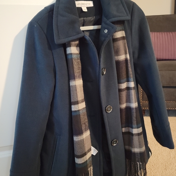 Liz Claiborne navy coat with scarf - Picture 3 of 3